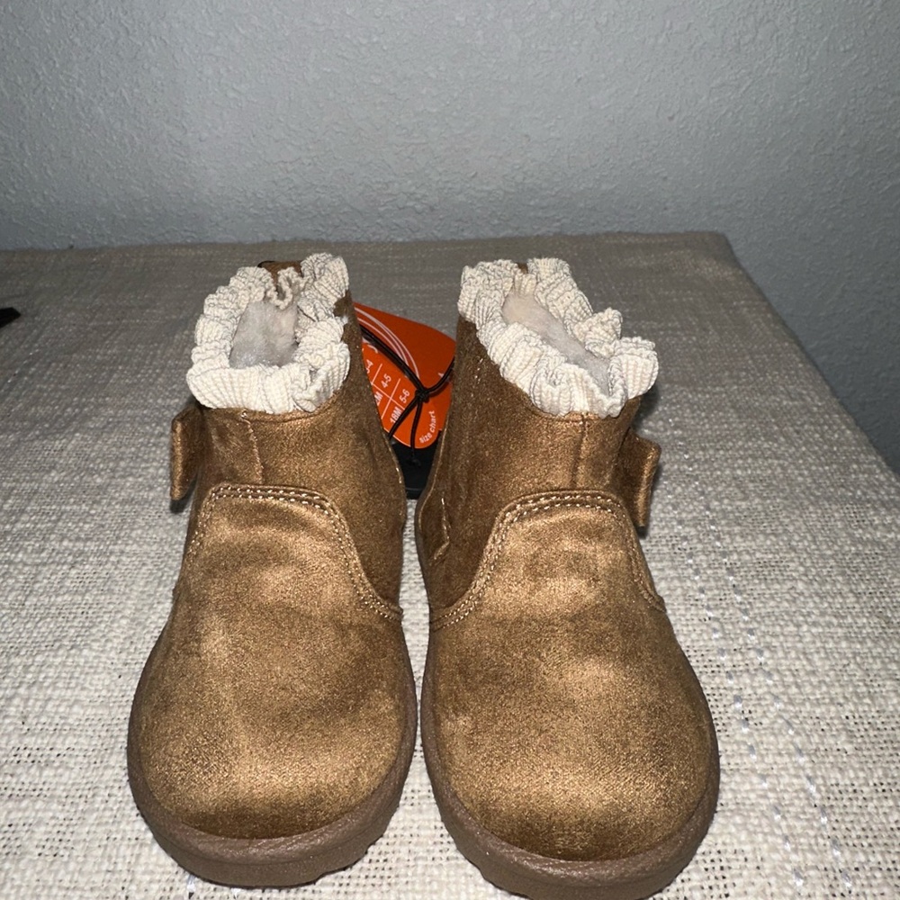 Wonder Nation Infant Girls Faux Fur Shearing Boot w/ Bows Size 4 Infant